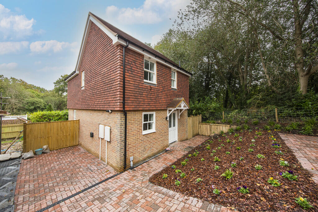 Front view of Heathfield 3 Bed House